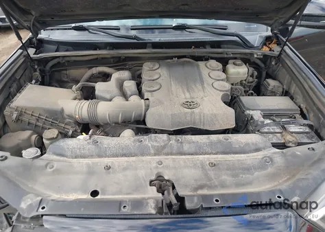 2020 Toyota 4Runner Limited из США, поврежденный, VIN JTEBU5JR3L5823323